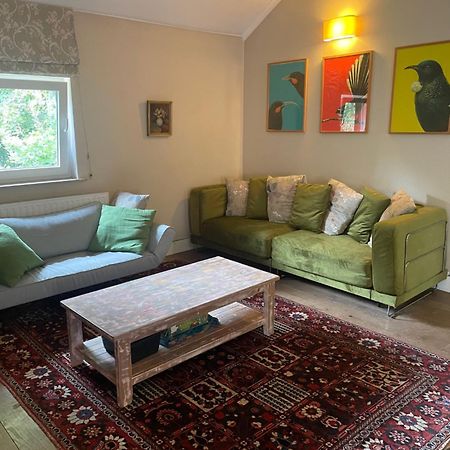 La Bruyere Du Coq Stables Guest House Sart-Dames-Avelines Bagian luar foto